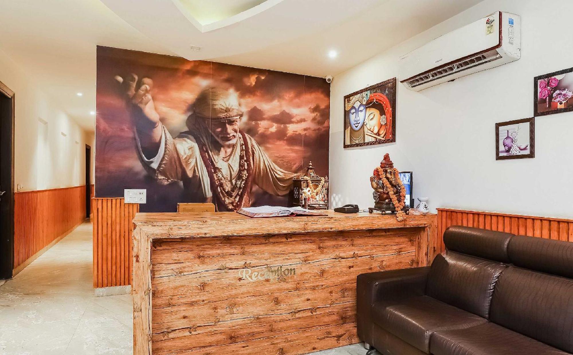 Hotel O Shri Sai Dillí Exteriér fotografie