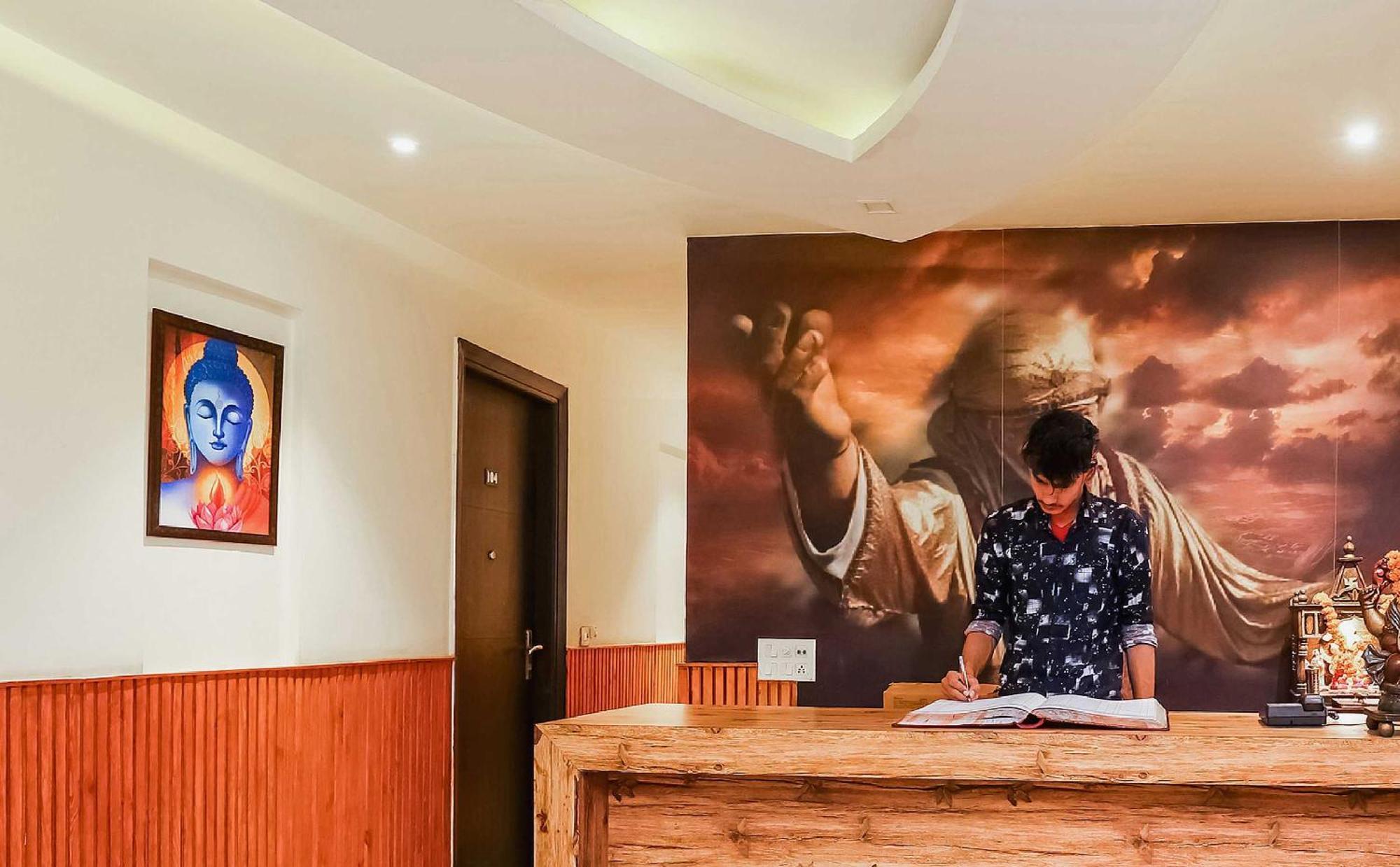 Hotel O Shri Sai Dillí Exteriér fotografie