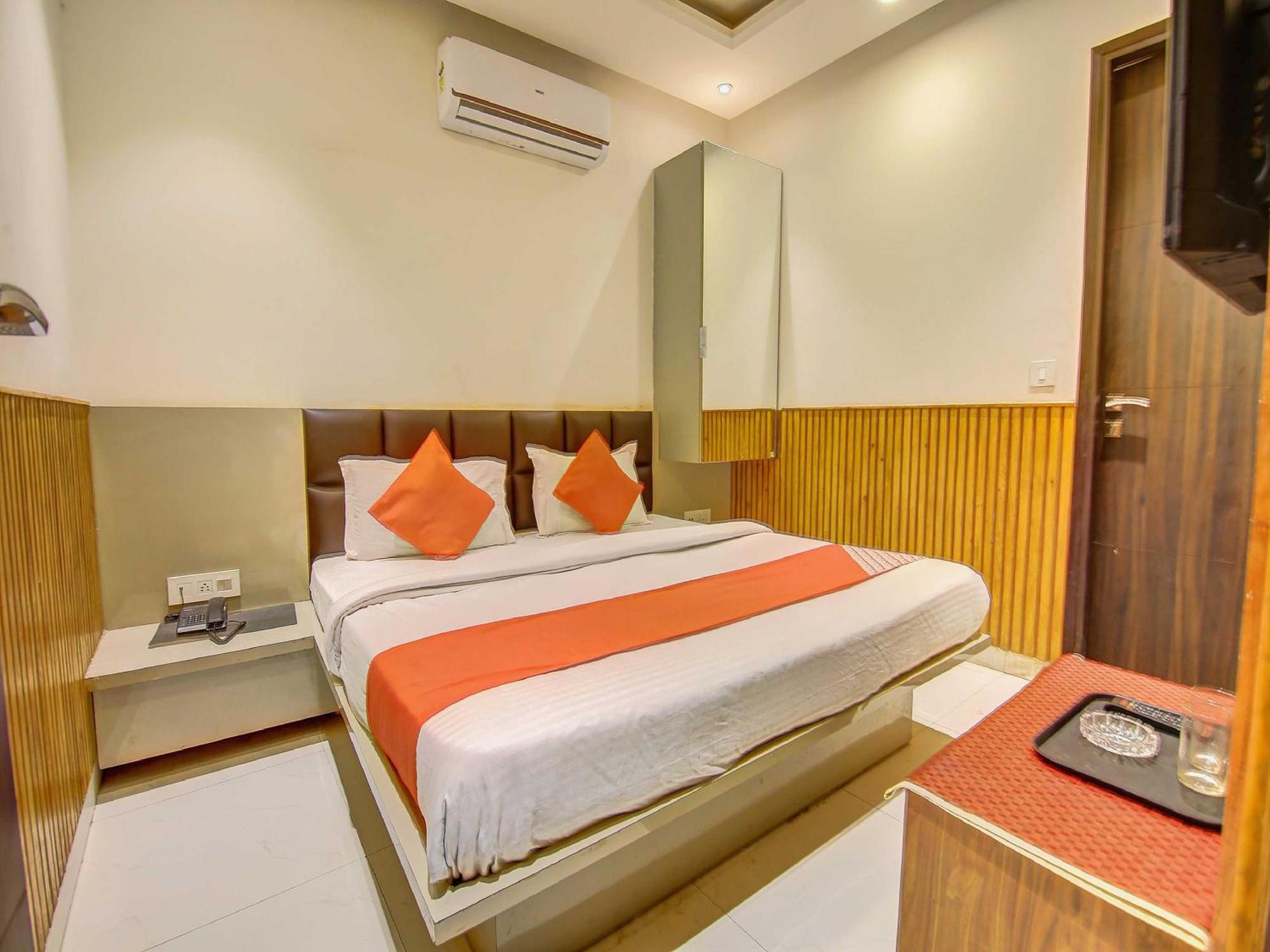 Hotel O Shri Sai Dillí Exteriér fotografie