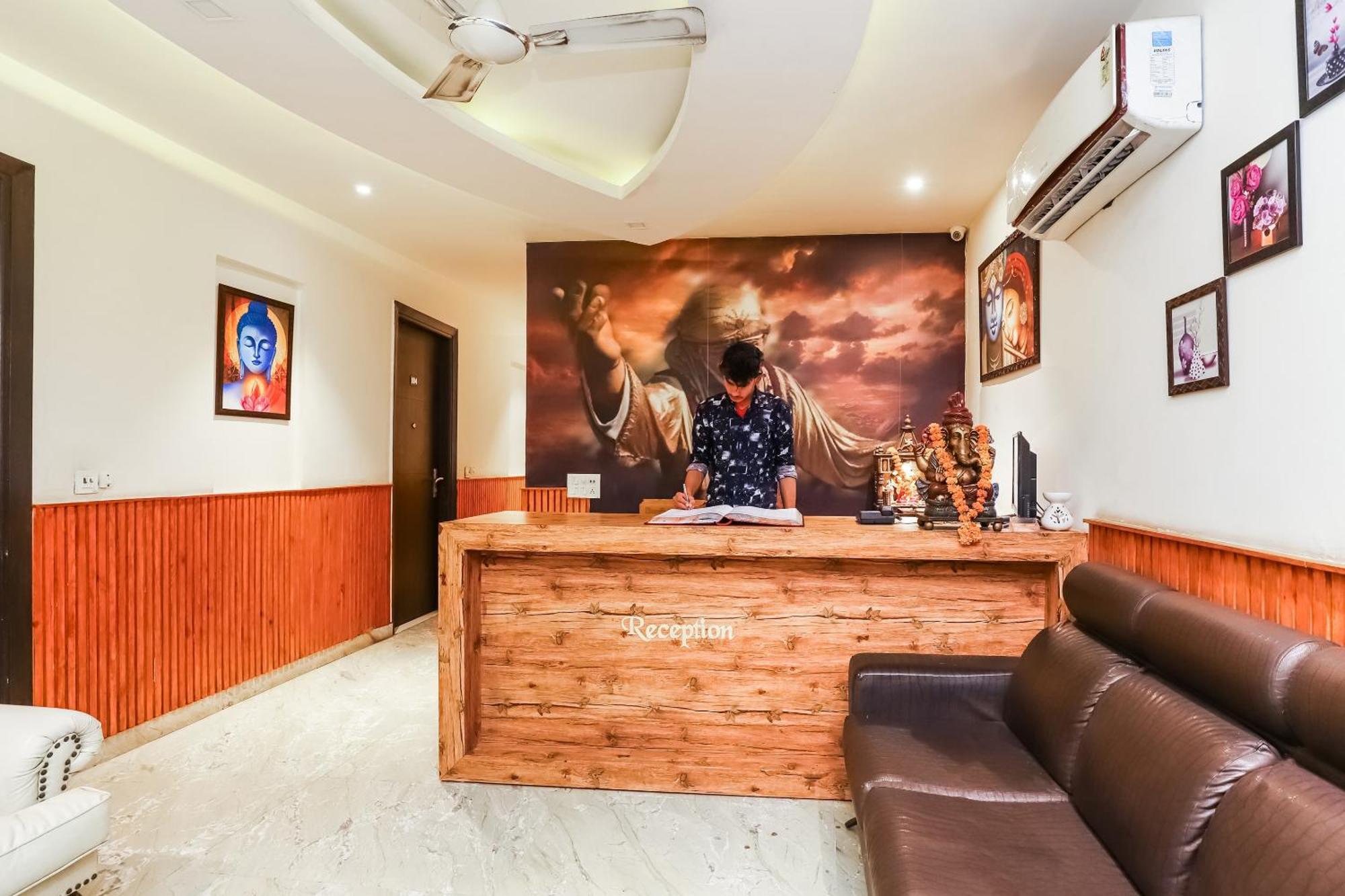 Hotel O Shri Sai Dillí Exteriér fotografie