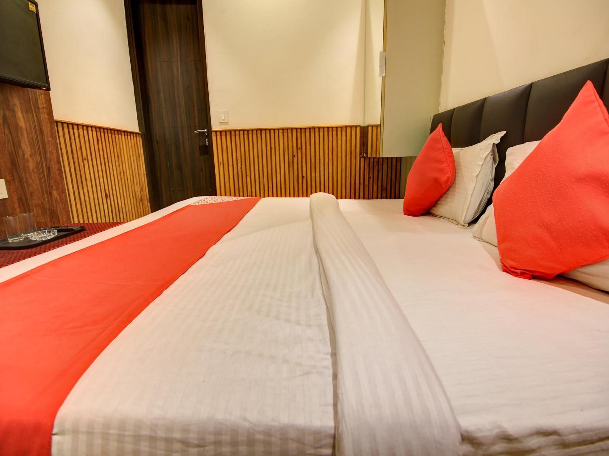 Hotel O Shri Sai Dillí Exteriér fotografie