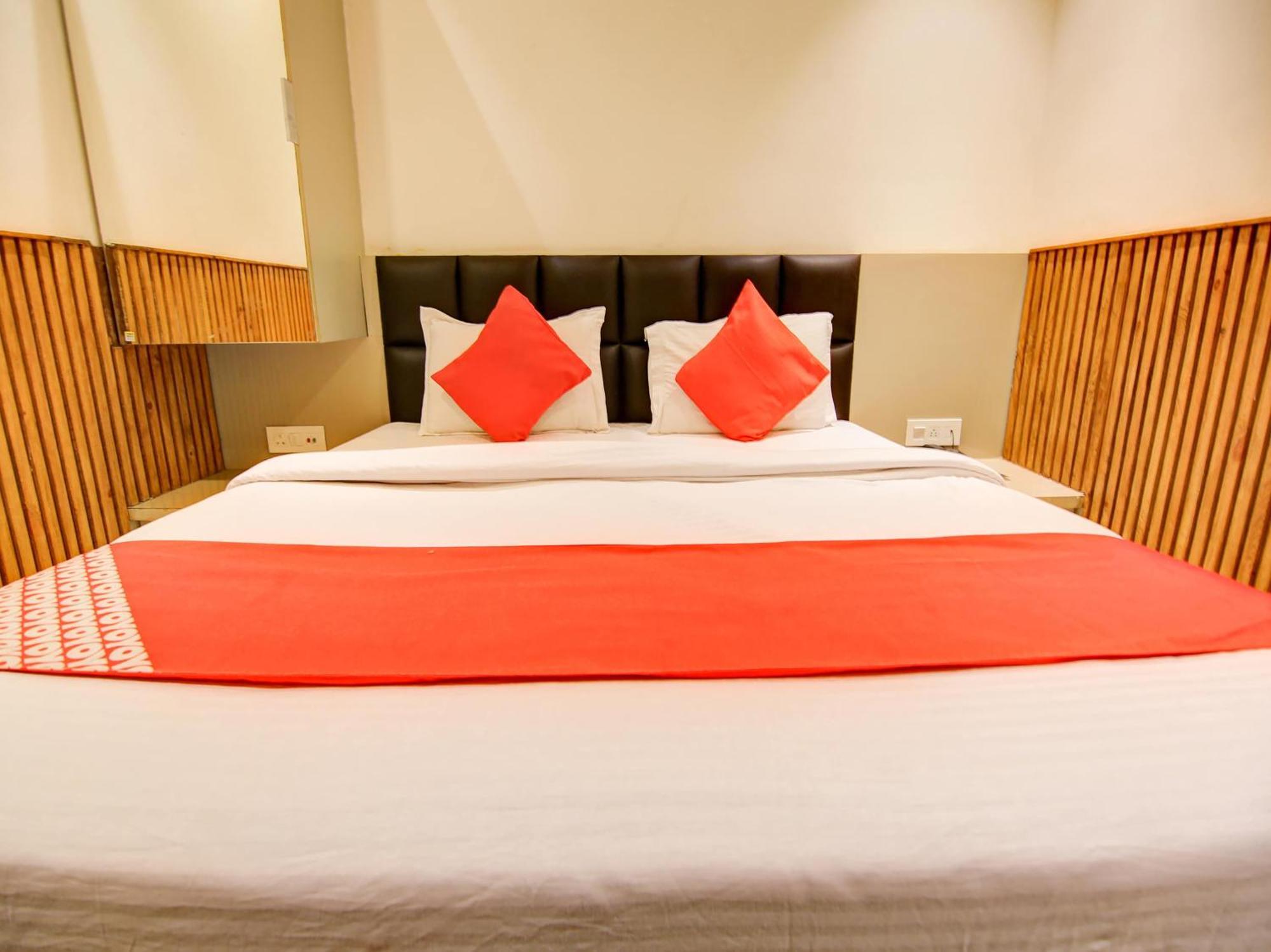 Hotel O Shri Sai Dillí Exteriér fotografie