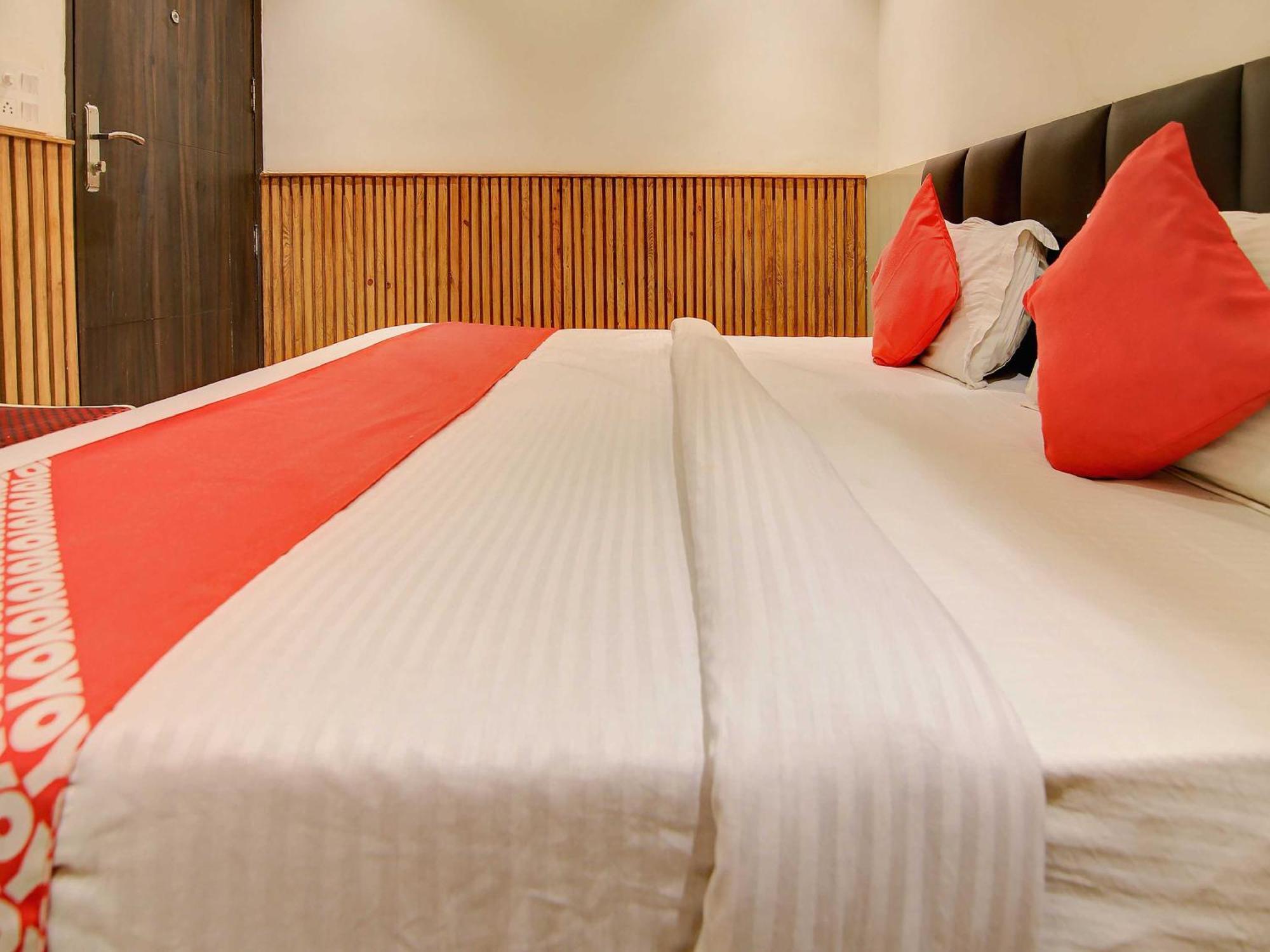 Hotel O Shri Sai Dillí Exteriér fotografie